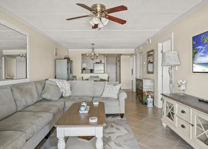 Oceana 1-upgraded 2 Bedroom Ocean Front Oceana With Outdoor Pool! *