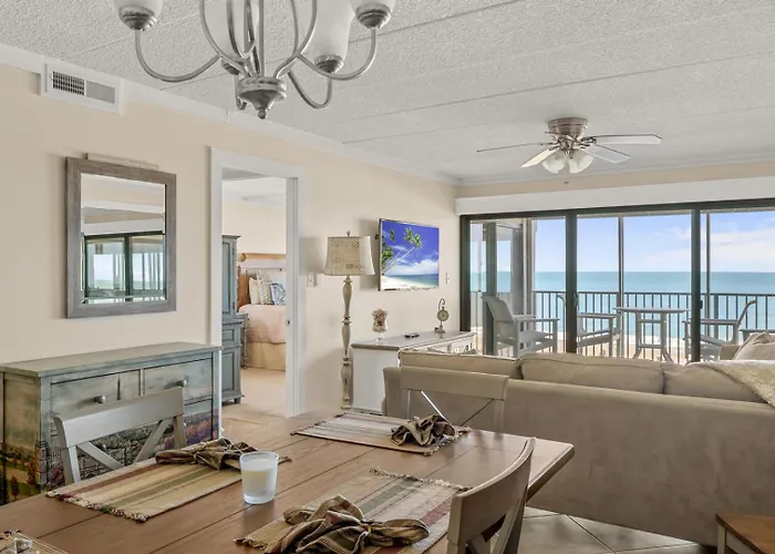 Holiday home Oceana 1-upgraded 2 Bedroom Ocean Front Oceana With Outdoor Pool!