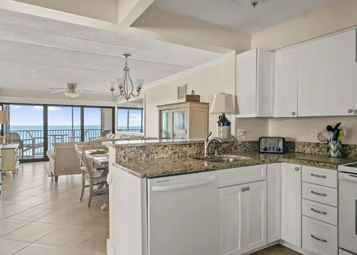 Holiday home Oceana 1-upgraded 2 Bedroom Ocean Front Oceana With Outdoor Pool!