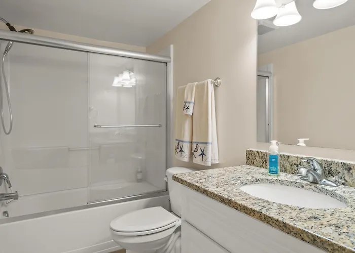 Oceana 1-upgraded 2 Bedroom Ocean Front Oceana With Outdoor Pool! Holiday home Ocean City